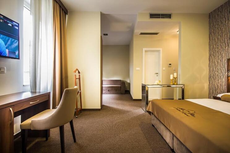 Central Luxury Rooms Omiš Exterior foto