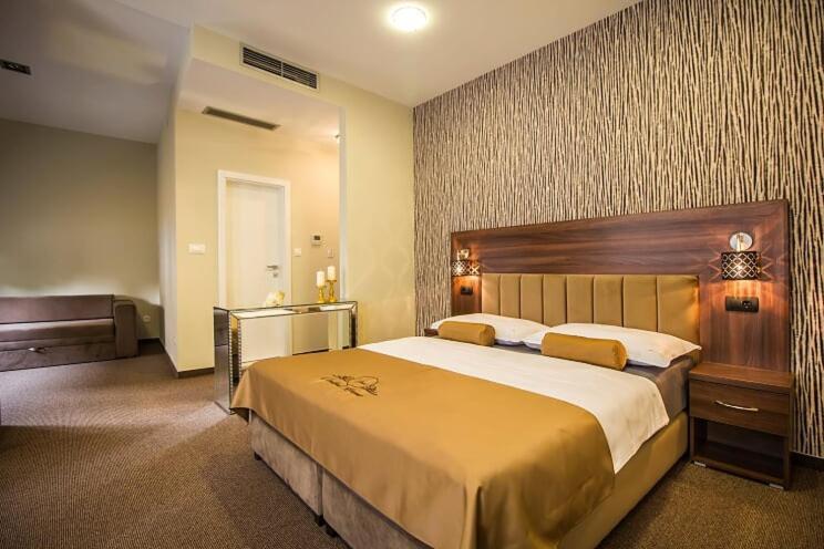 Central Luxury Rooms Omiš Exterior foto
