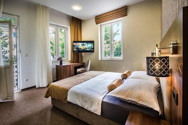 Central Luxury Rooms Omiš Exterior foto