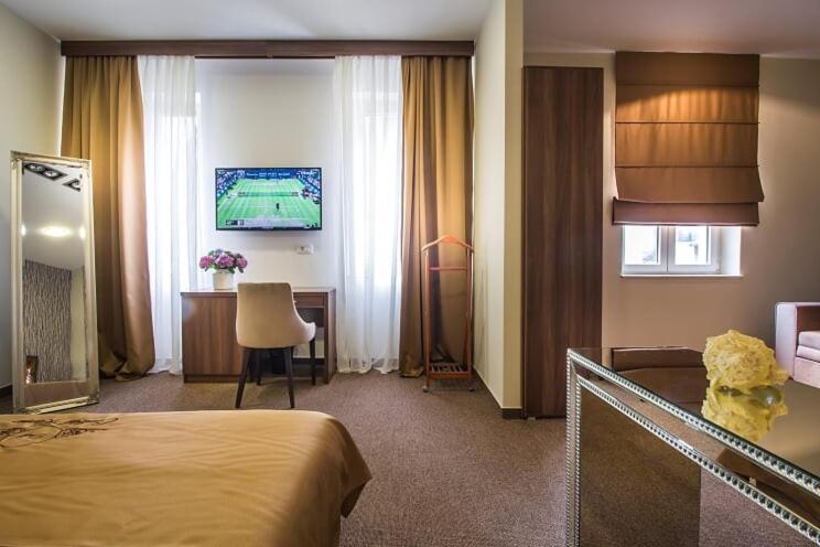 Central Luxury Rooms Omiš Exterior foto