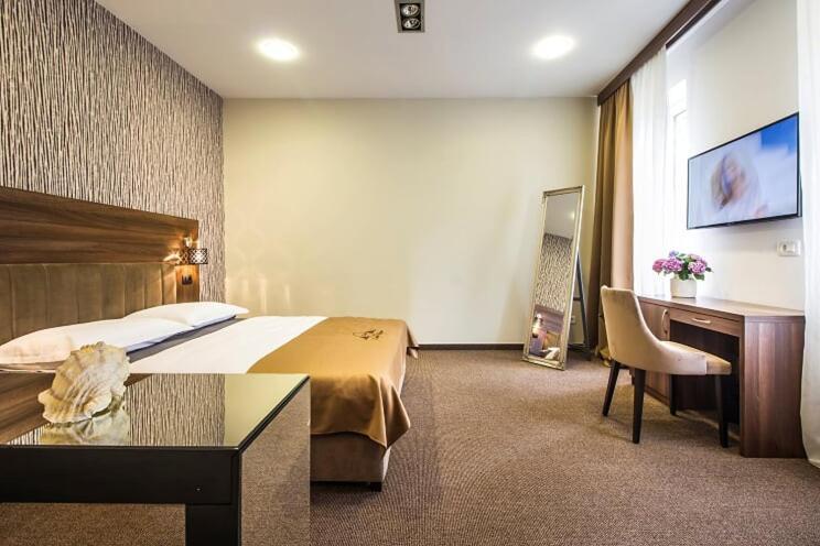 Central Luxury Rooms Omiš Exterior foto